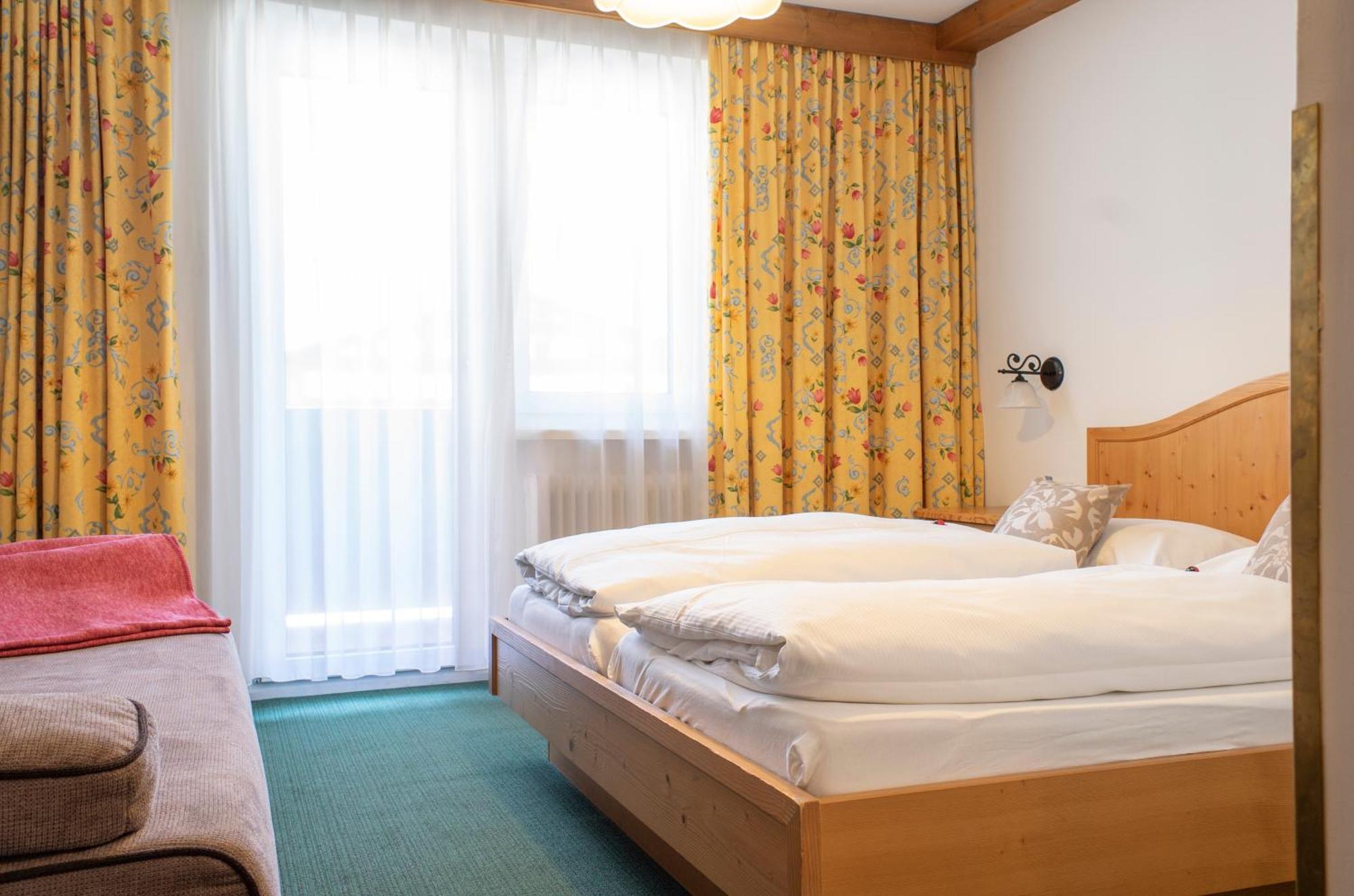 Hotel Garni Wieshof Rauris Exteriör bild