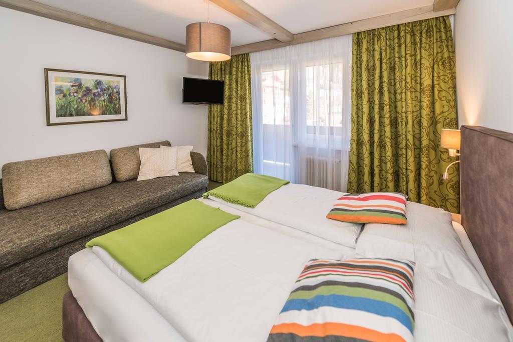 Hotel Garni Wieshof Rauris Exteriör bild
